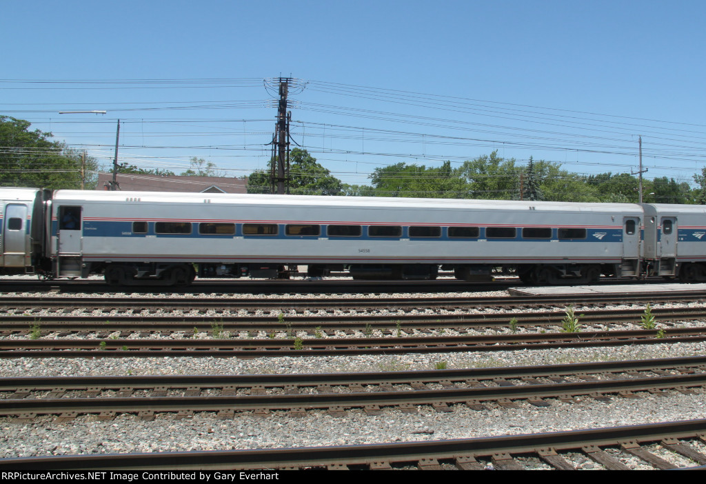 Northbound Amtrak Saluki